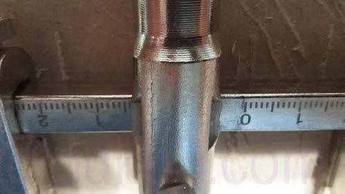 軸が左右にブレブレ・・