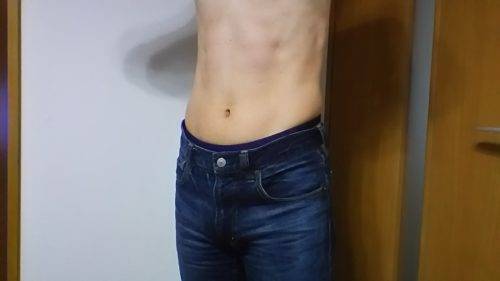 お腹に力を入れてみた（2017年11月15日撮影）