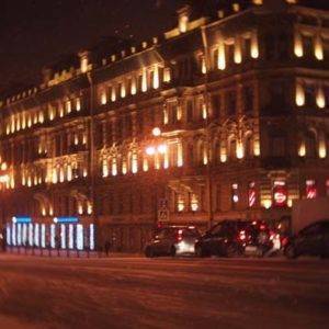 アニーチコフ橋08:10